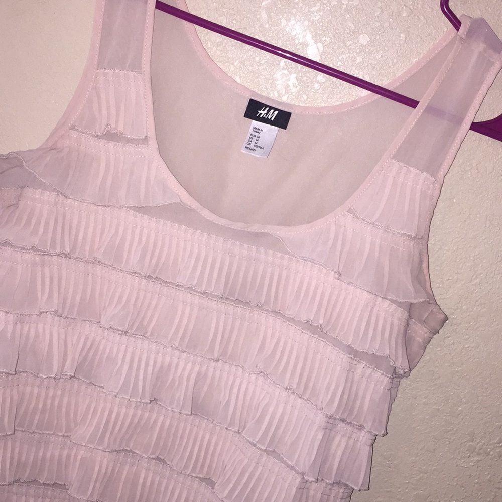 H&M blouse 👚 - Picture 2 of 2